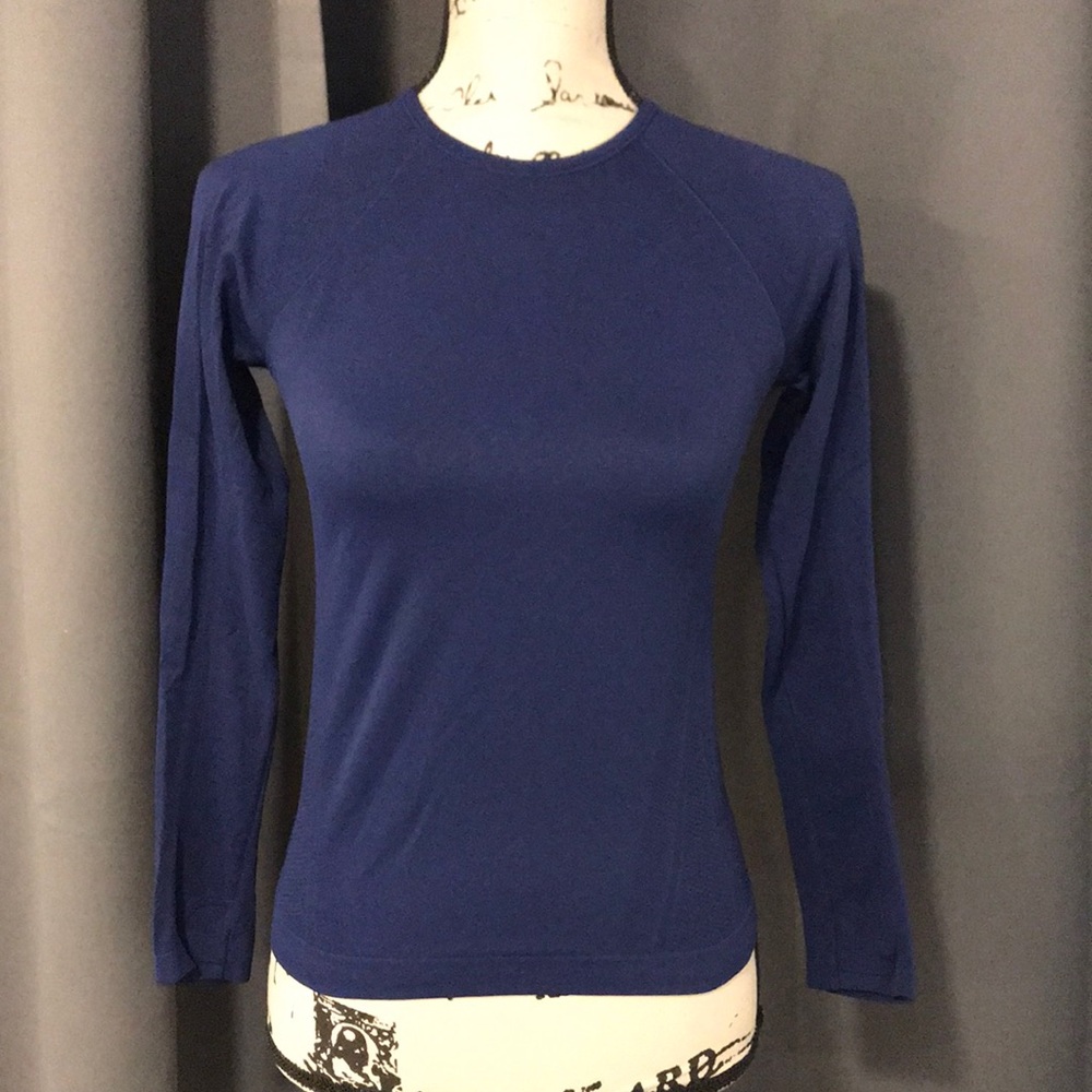 Athletic top